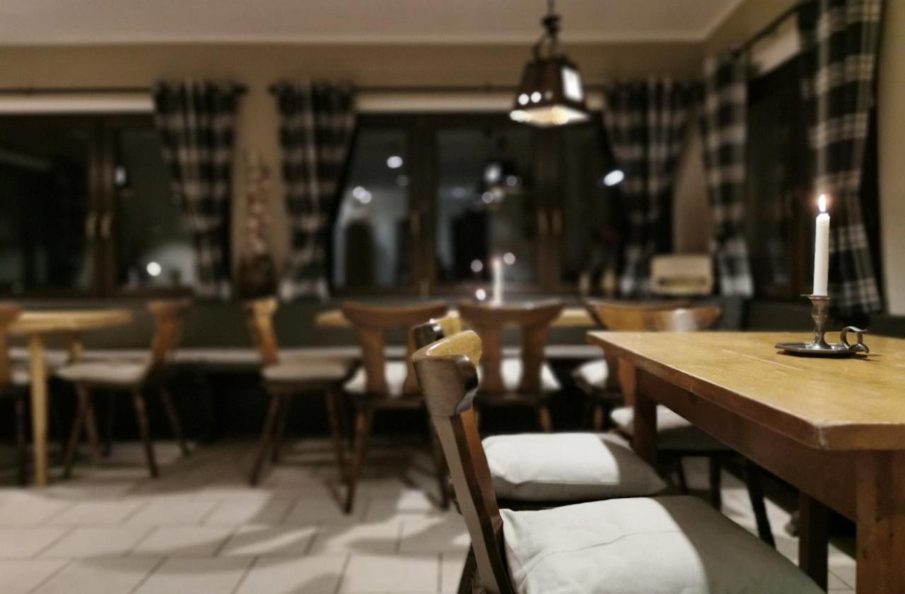 Bed and Breakfast Zum G'Leut Thiersheim Экстерьер фото